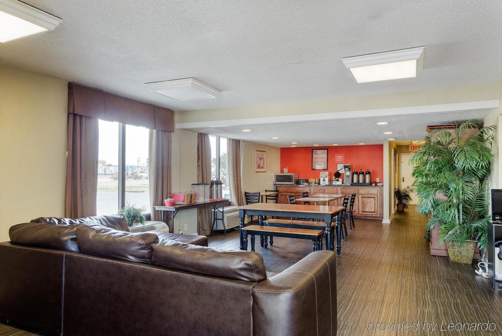Rodeway Inn West Memphis Extérieur photo