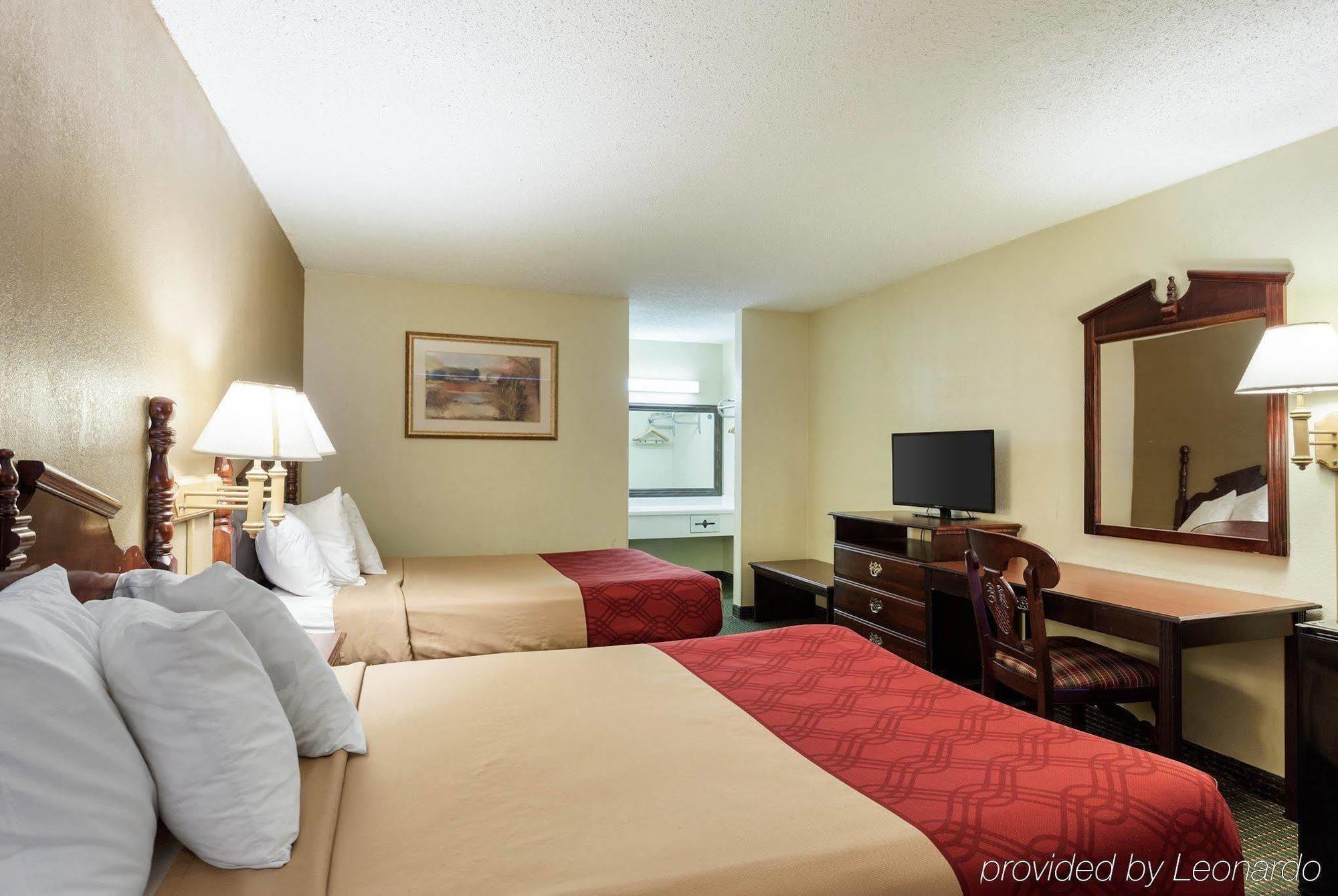 Rodeway Inn West Memphis Extérieur photo